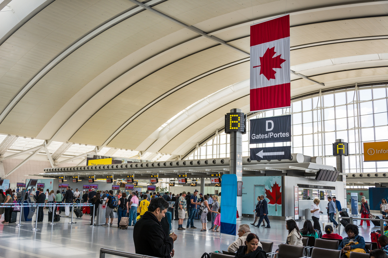 You are currently viewing Canadian Airport Could Be World’s First With a Retail Cannabis Shop